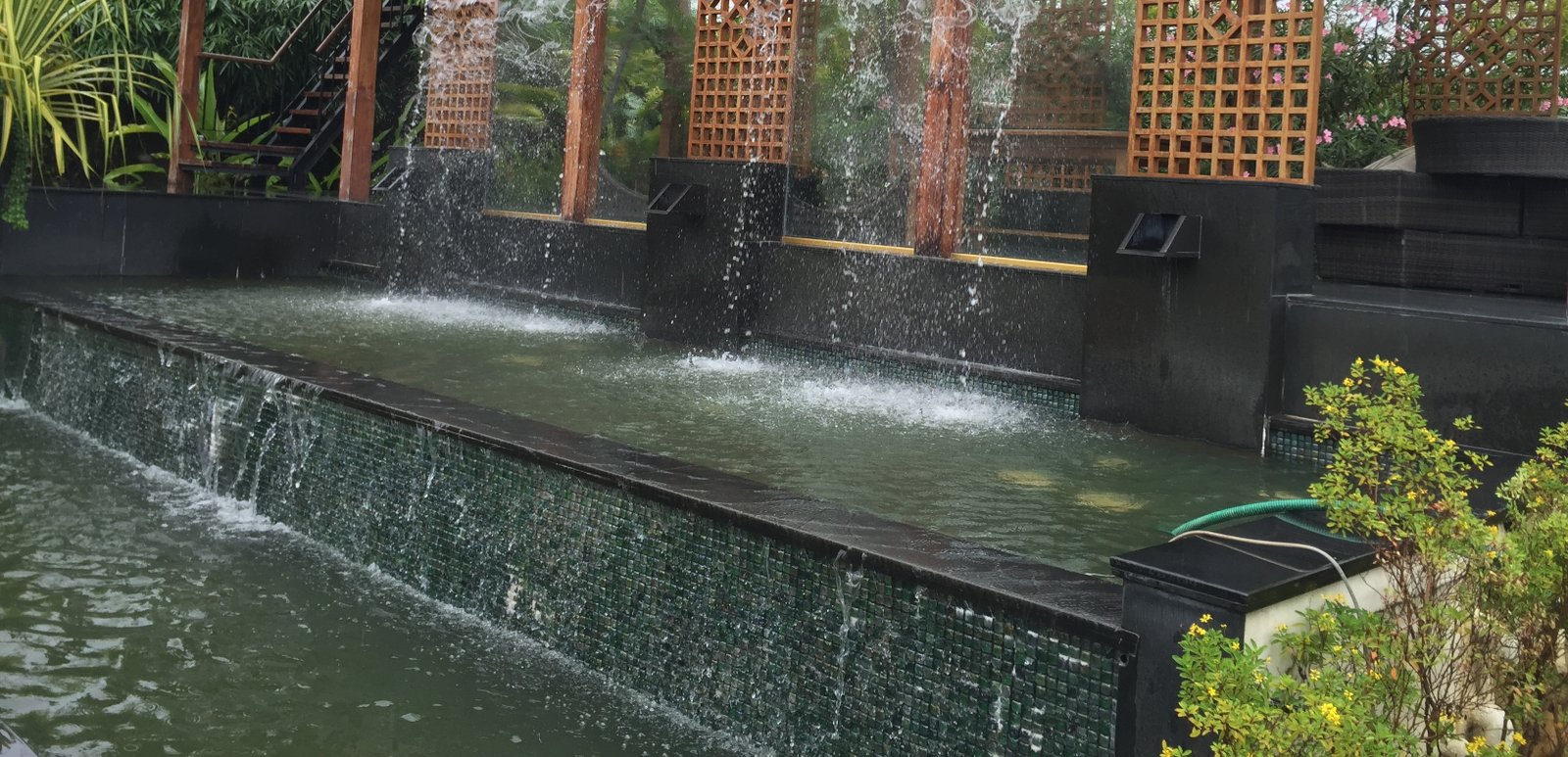 Free HTML5 Bootstrap Template by FreeHTML5.co